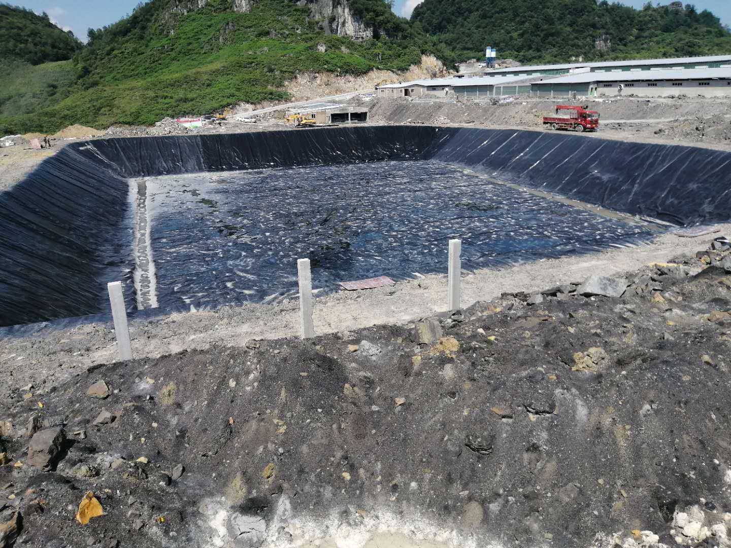 貴州畢節儲蓄池防滲工程